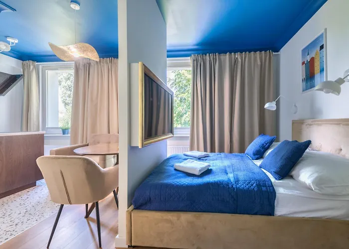 3 City Apartments - Green Island