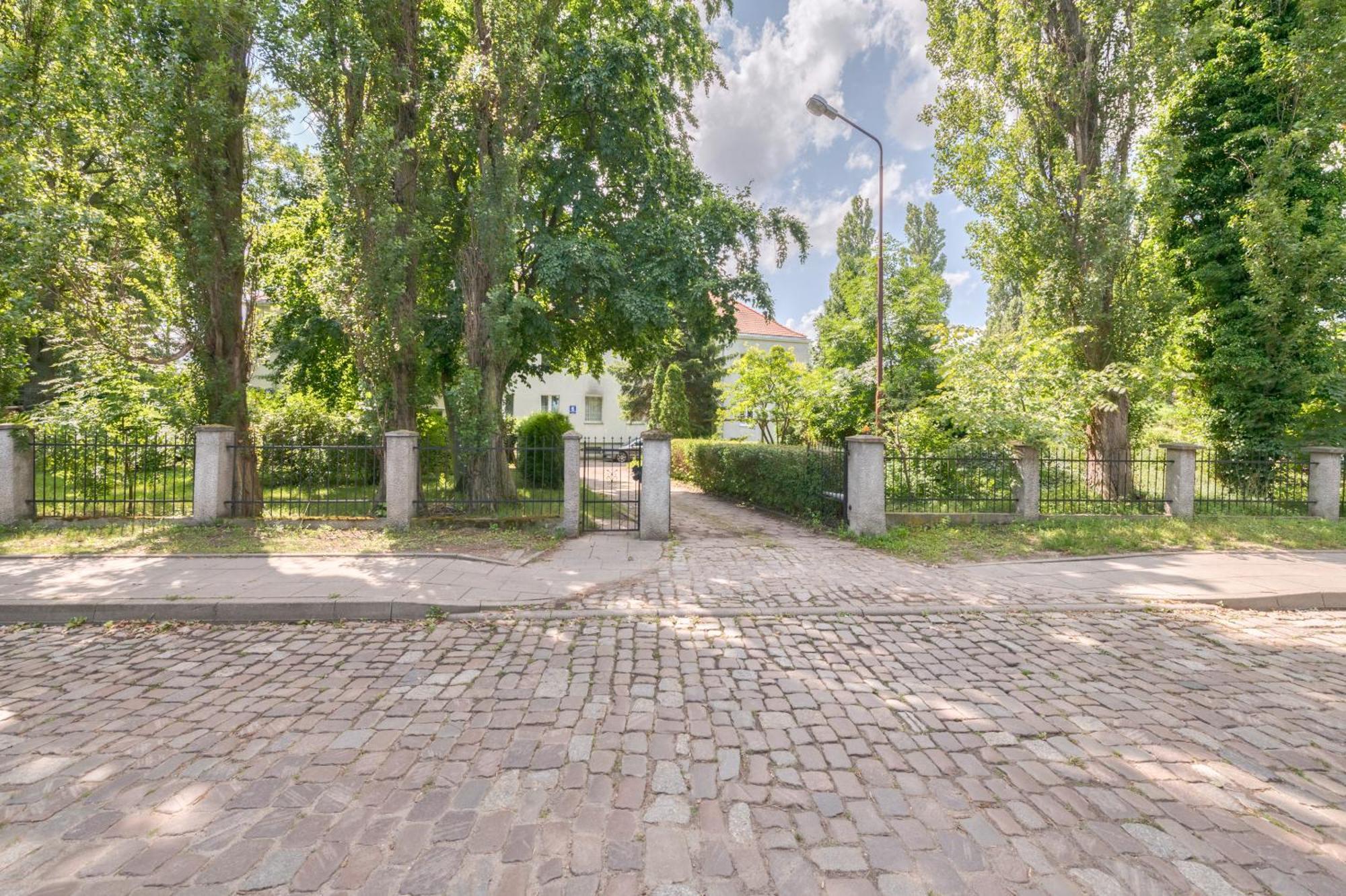 3 - Island Апартаменти *